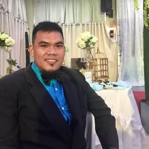 Meet your Posher, Jose mari